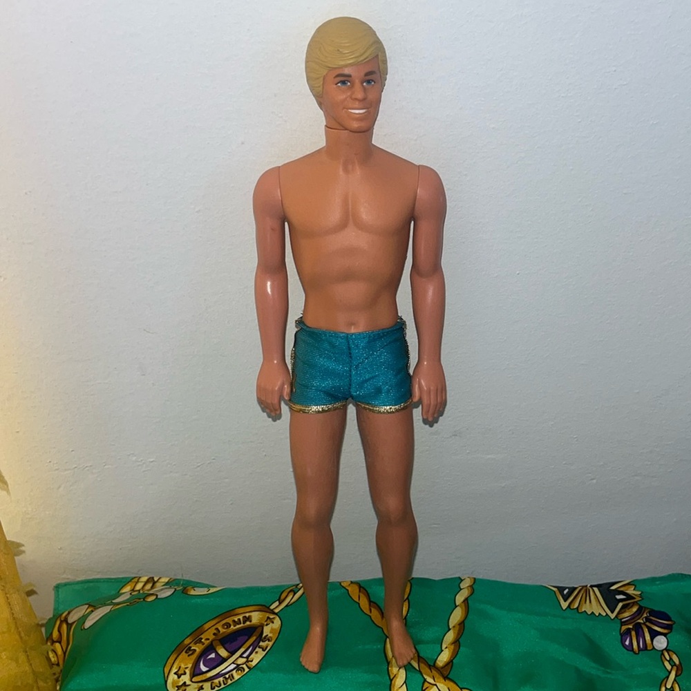 Barbie - Picture 5 of 10